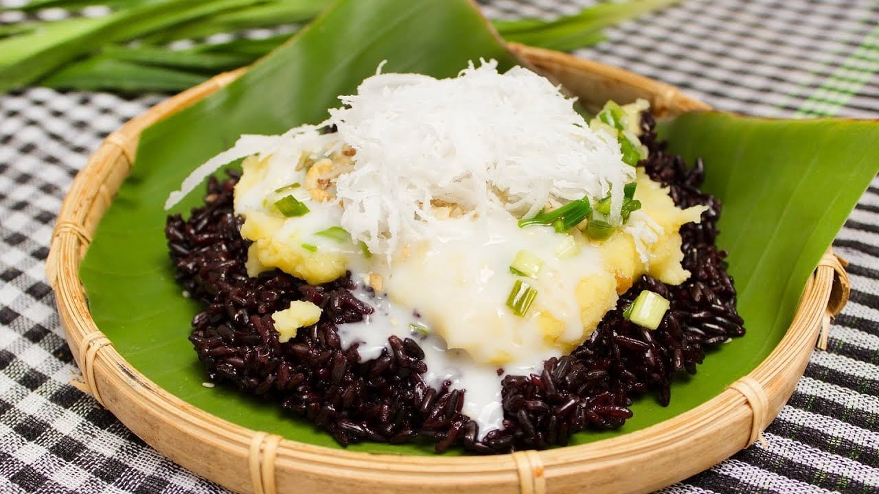 xoi-nep-than-dau-xanh-nuoc-cot-dua